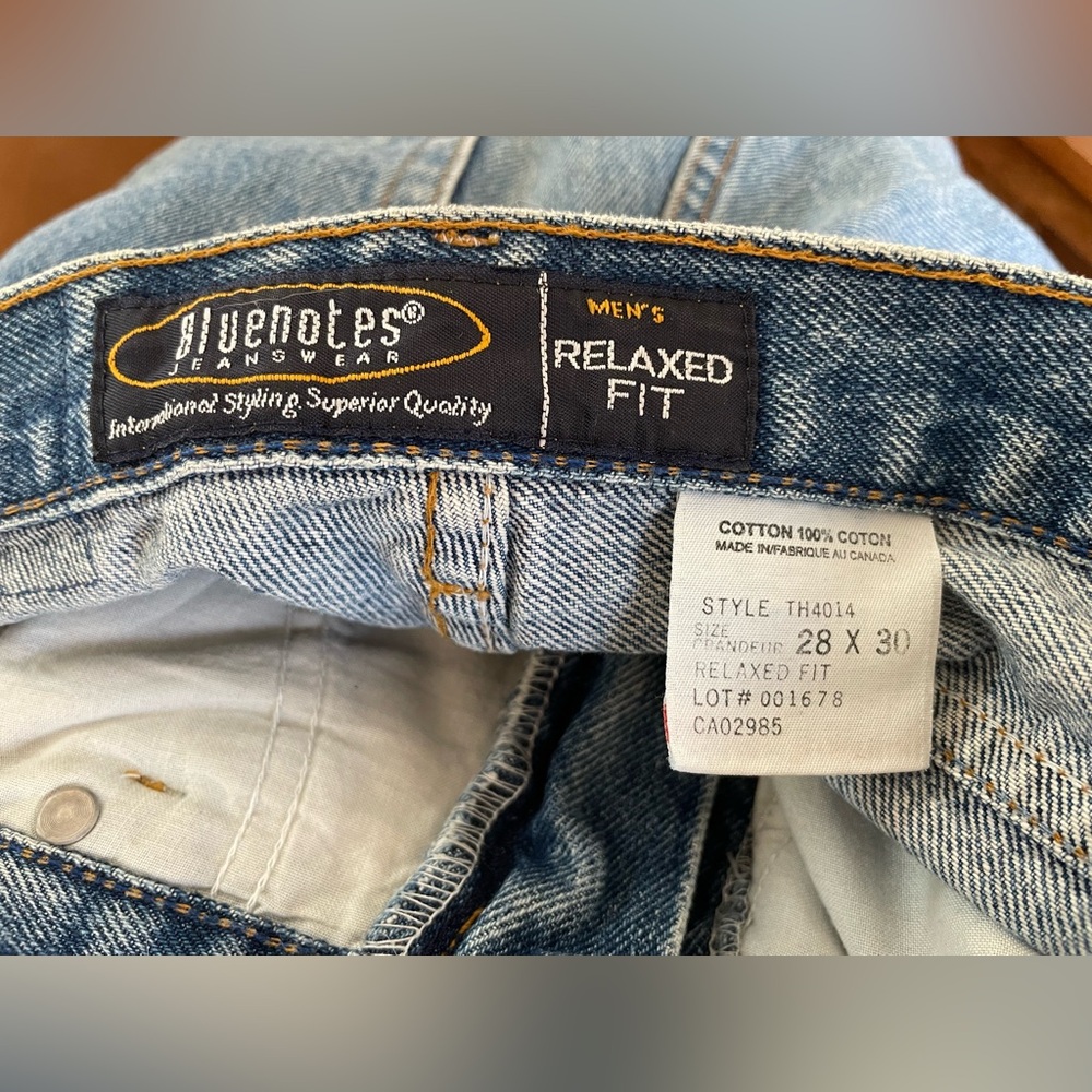 Vintage Bluenotes Straight Leg Jeans in Medium Blue Wash made in Canada - Picture 8 of 8